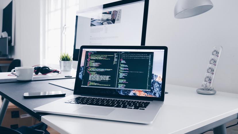 Digitalising Logistics - 7 Key Benefits